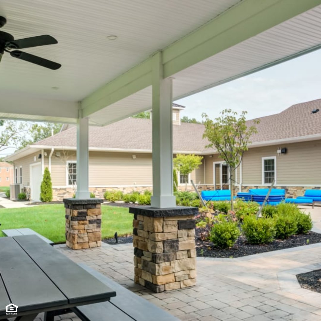 Wingate2015's tweet photo. Complete with professional landscaping and beautiful grounds, Wingate Apartments community will be your picturesque retreat!

Learn More. https://t.co/qYIMBxnnue