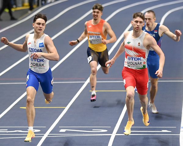 RunBlogRun tweet media