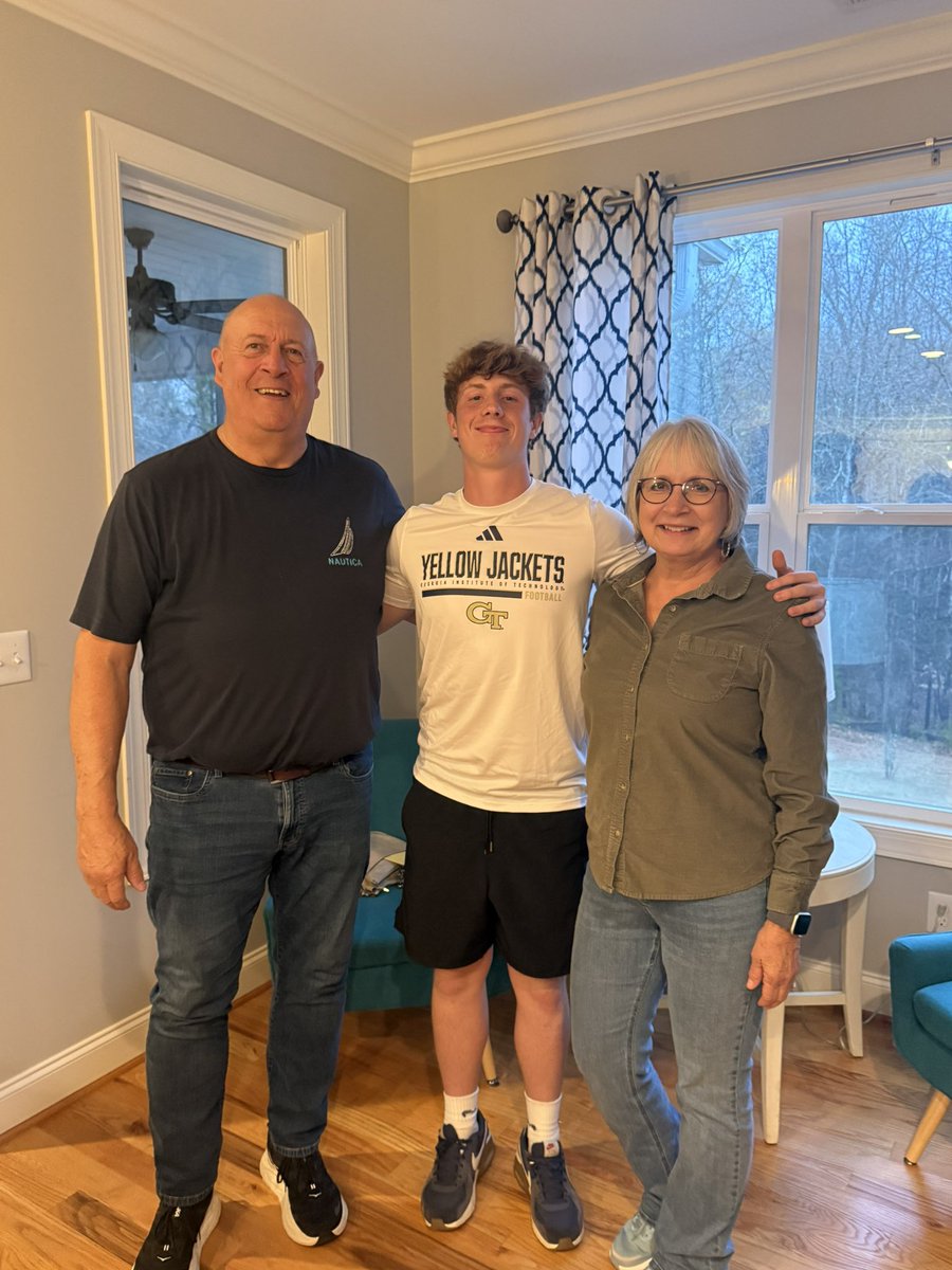 Crew Coons tweet media