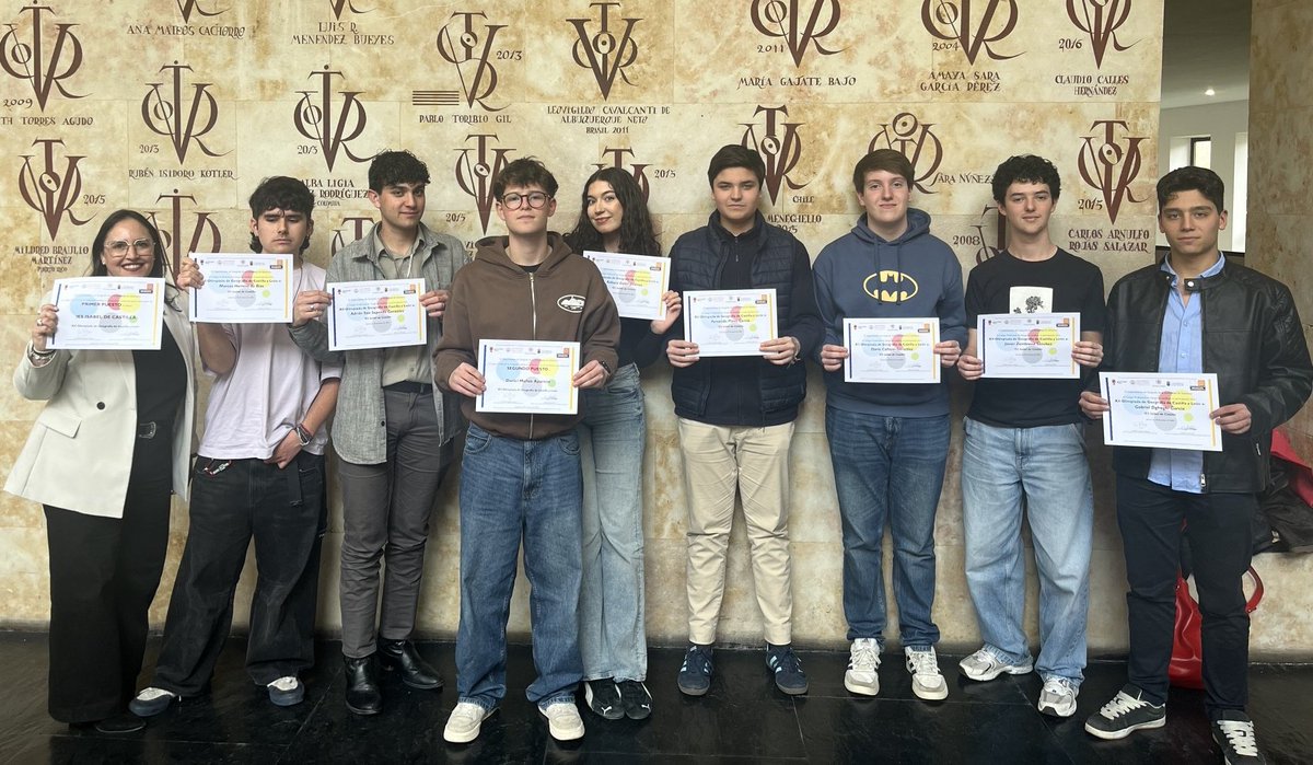 Twitsabel tweet media