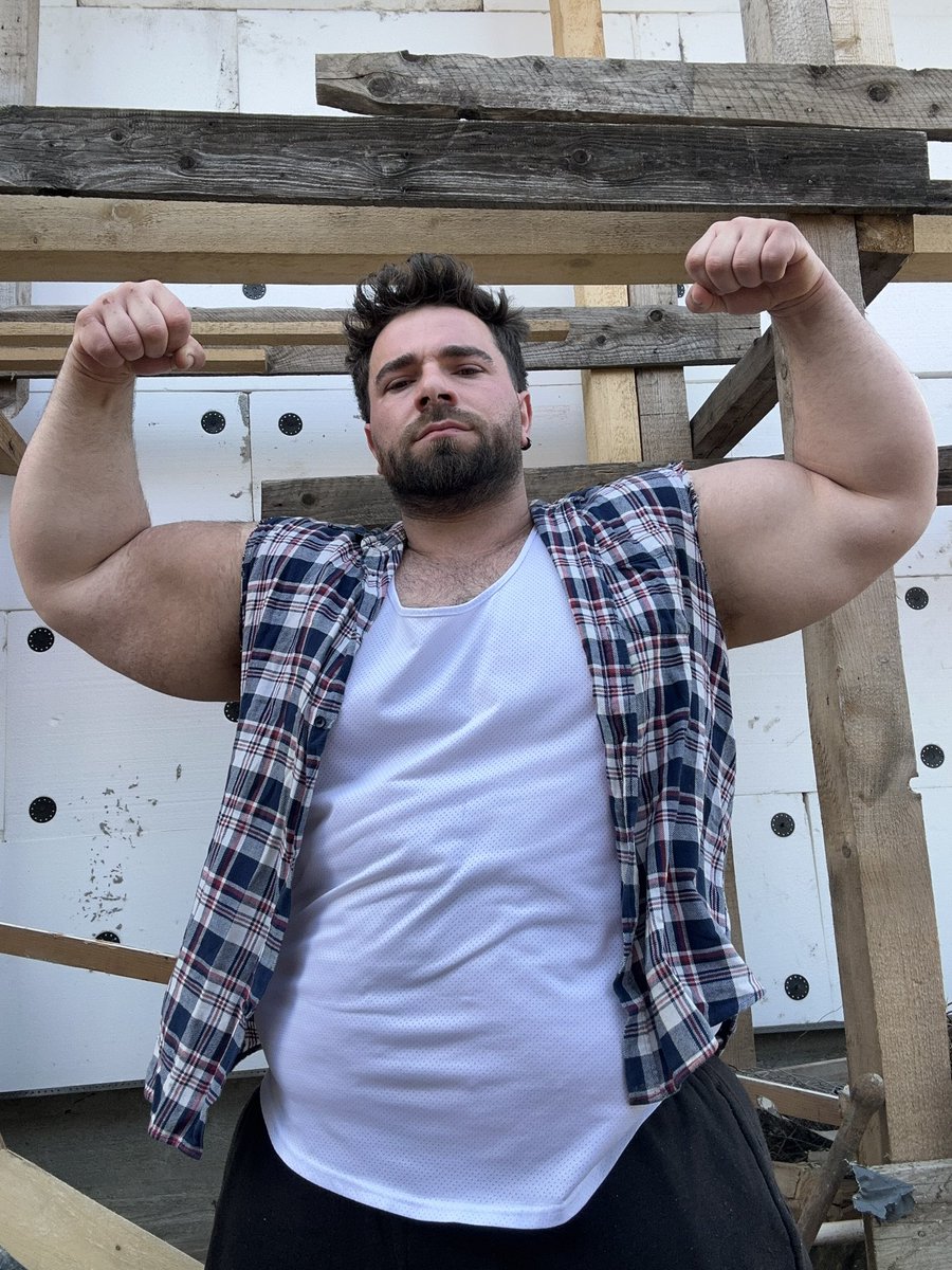 Ioan Ciuchi tweet media