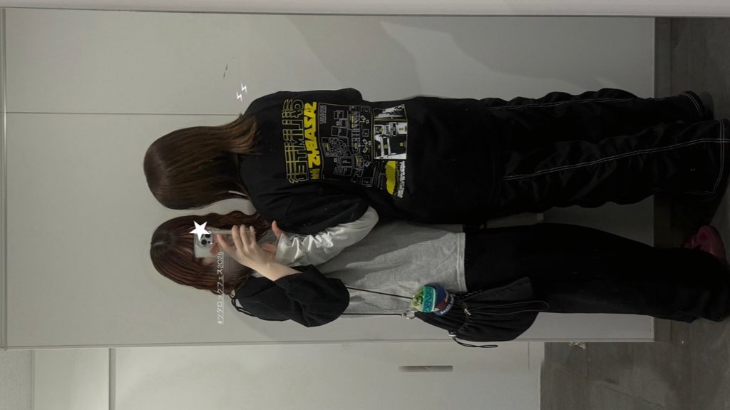 「 ︎︎ 」 tweet media