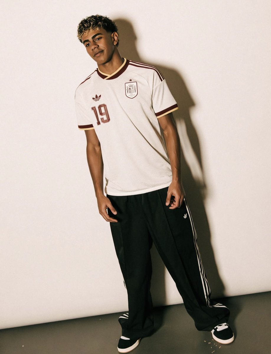 The Touchline | 𝐓 tweet media