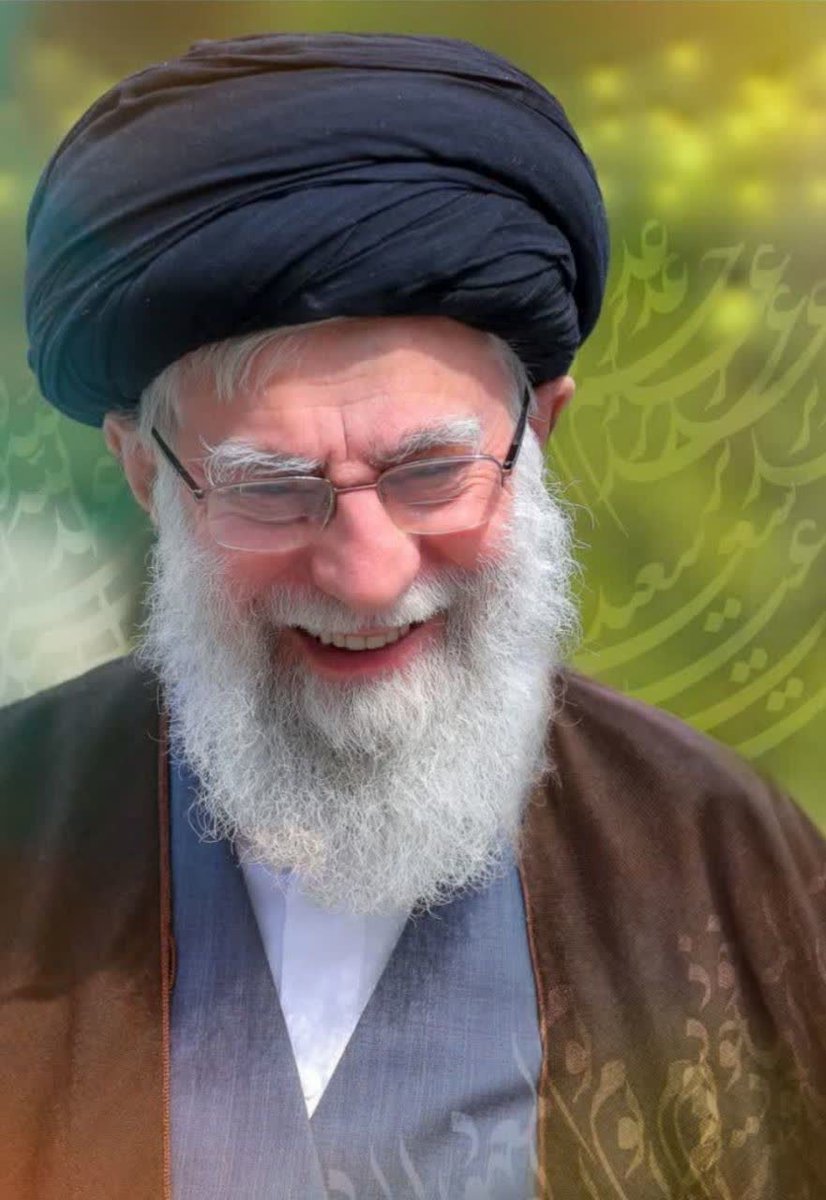 هذا القمر لن یری هلال عید الفطرهذاالعام💔💔💔💔🥹
رحم اللة من يقرأ سورة الفاتحة 💚