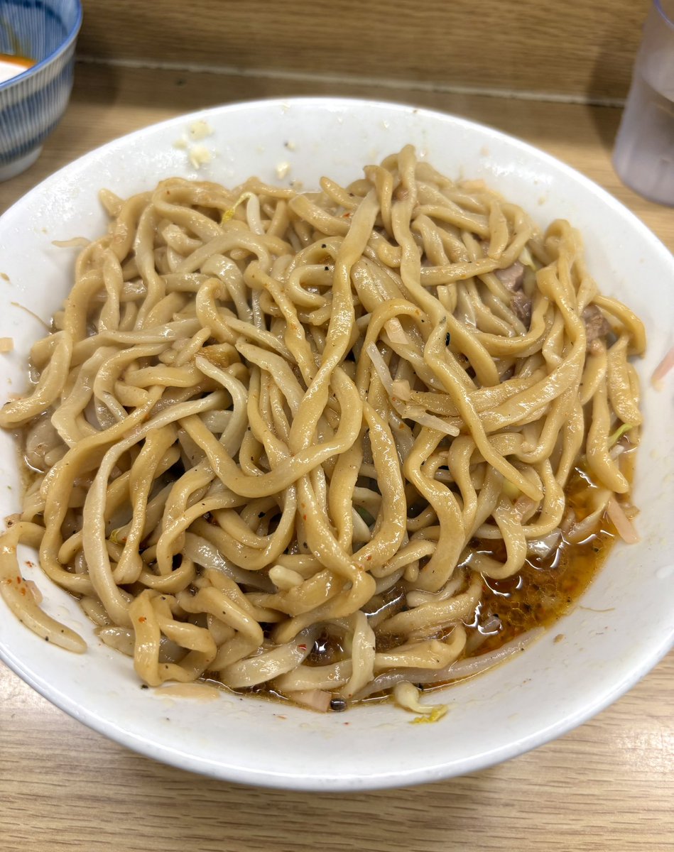 ペロリ tweet media