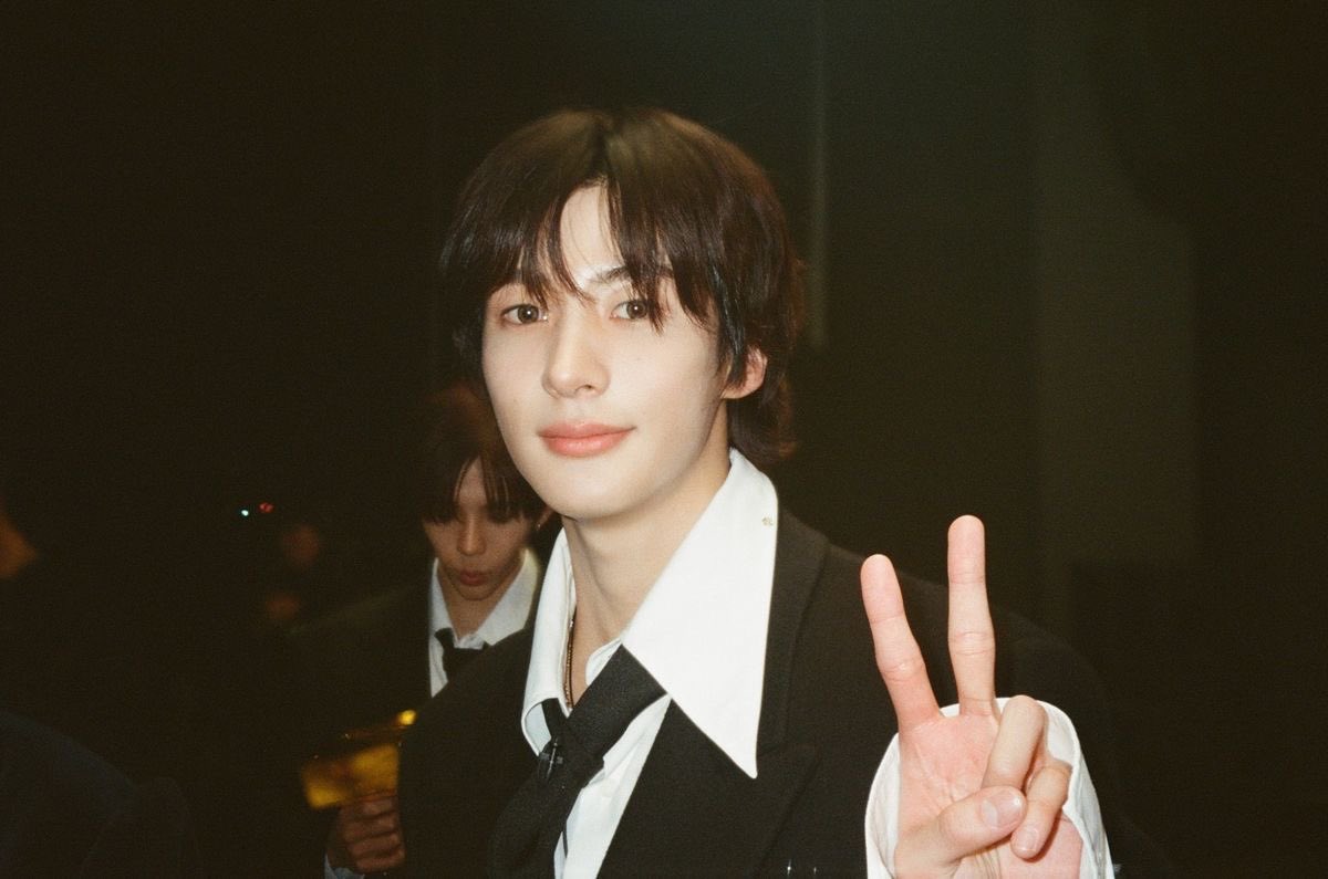 anton pics tweet media