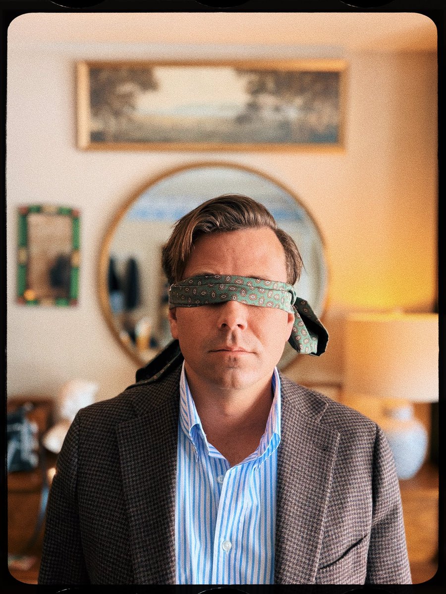 Fox & Root tweet media