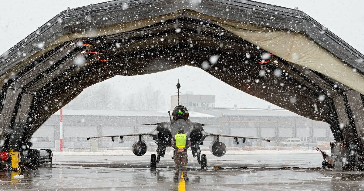 France will deploy 4 Rafale jets and 100 personnel to Lithuania from ...