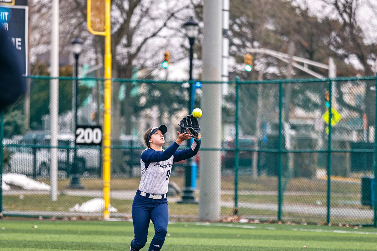 Saint Peter's Softball tweet media