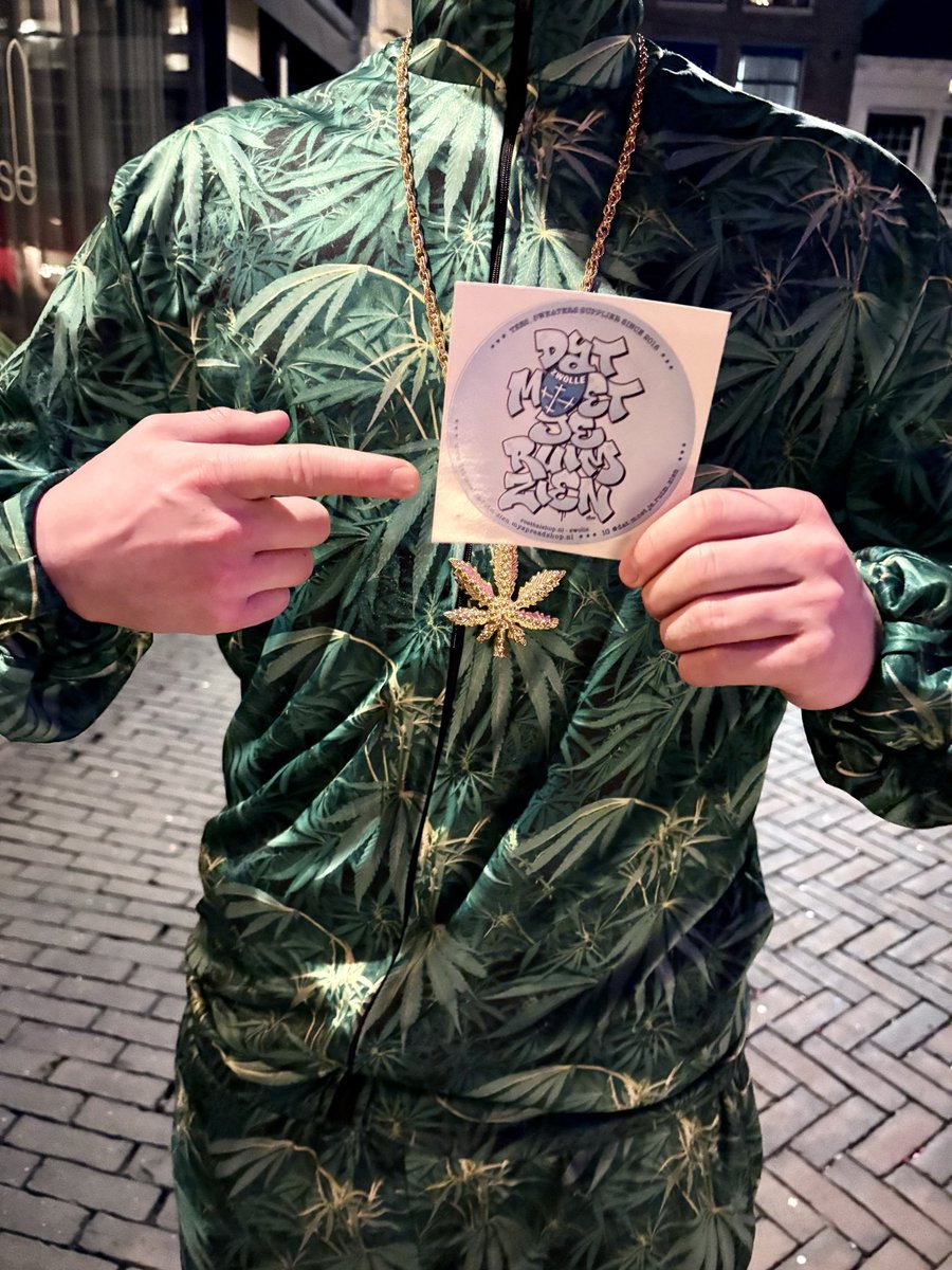 DAT MOET JE RUIM ZIEN tweet media