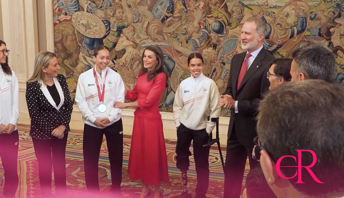 Cámara Real tweet media