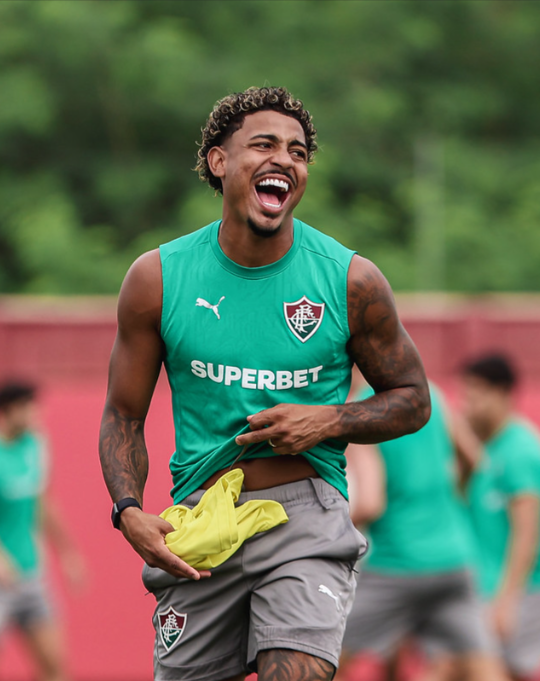 JK treinando normalmente no dia de hoje.
jogador está bem! 

📷LUCAS MERÇON / FLUMINENSE F.C.