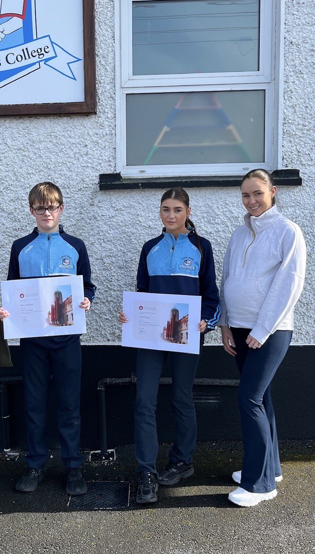 St Killian's College, New Inn tweet media