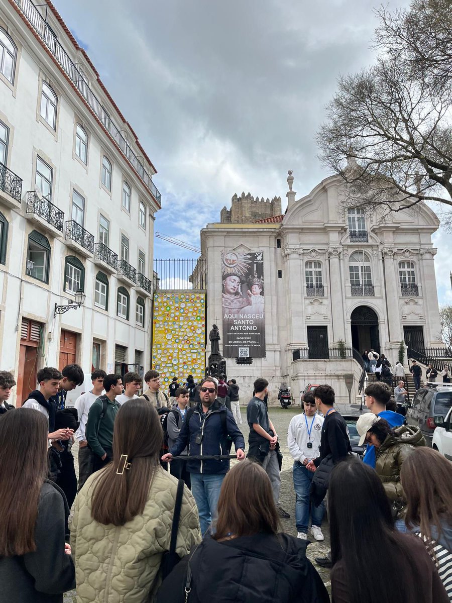 Twitsabel tweet media