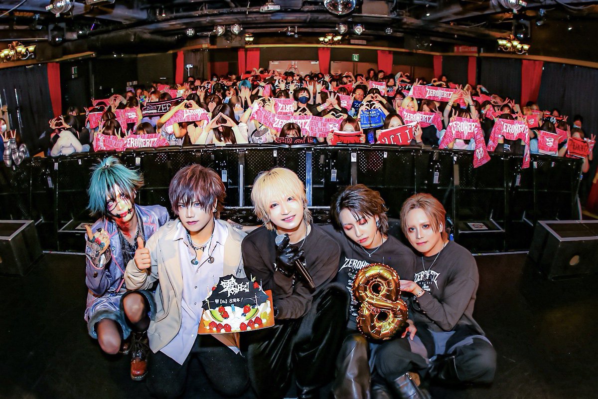zerohz_official's tweet photo. ━━━━━━━━━━━━
2026.3.20 大阪・心斎橋JANUS
ZEROHZ 8TH ANNIVERSARY LIVE SIXAXIZ-2026-
━━━━━━━━━━━━
Thank you Team ZEROHZ!!🔥

NEXT LIVE▷▷TOUR FINAL
03/23 (Mon)
恵比寿LIQUIDROOM
https://t.co/vH627Xn0h0
#ZEROHZ

Photo by @nowing_Oniten https://t.co/WRrFEw3SMr