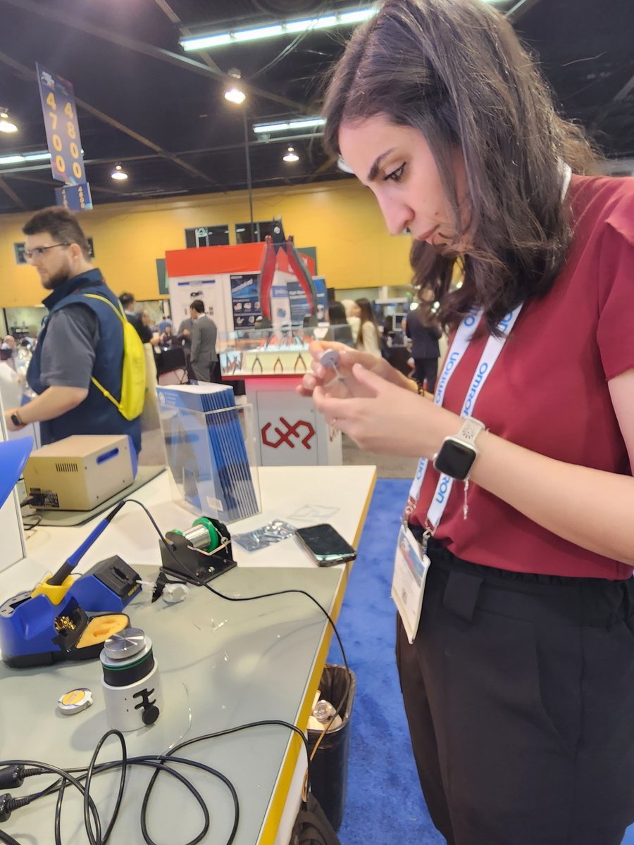 Future innovators in action 🔧✨
Hands-on learning, real-world skills, and sparks of inspiration—this is where electronics careers begin.

#APEXEXPO #STEMeducation #FutureEngineers #ElectronicsFoundation
