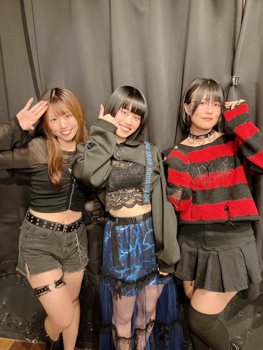 天空のシラバス tweet media