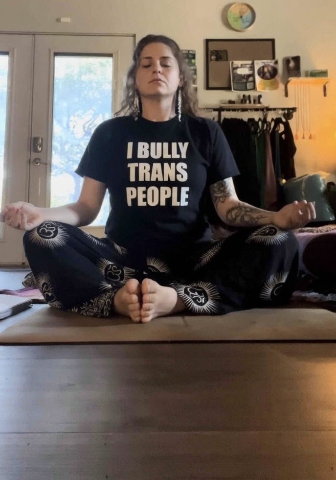 Crunchy Conservative™ tweet media