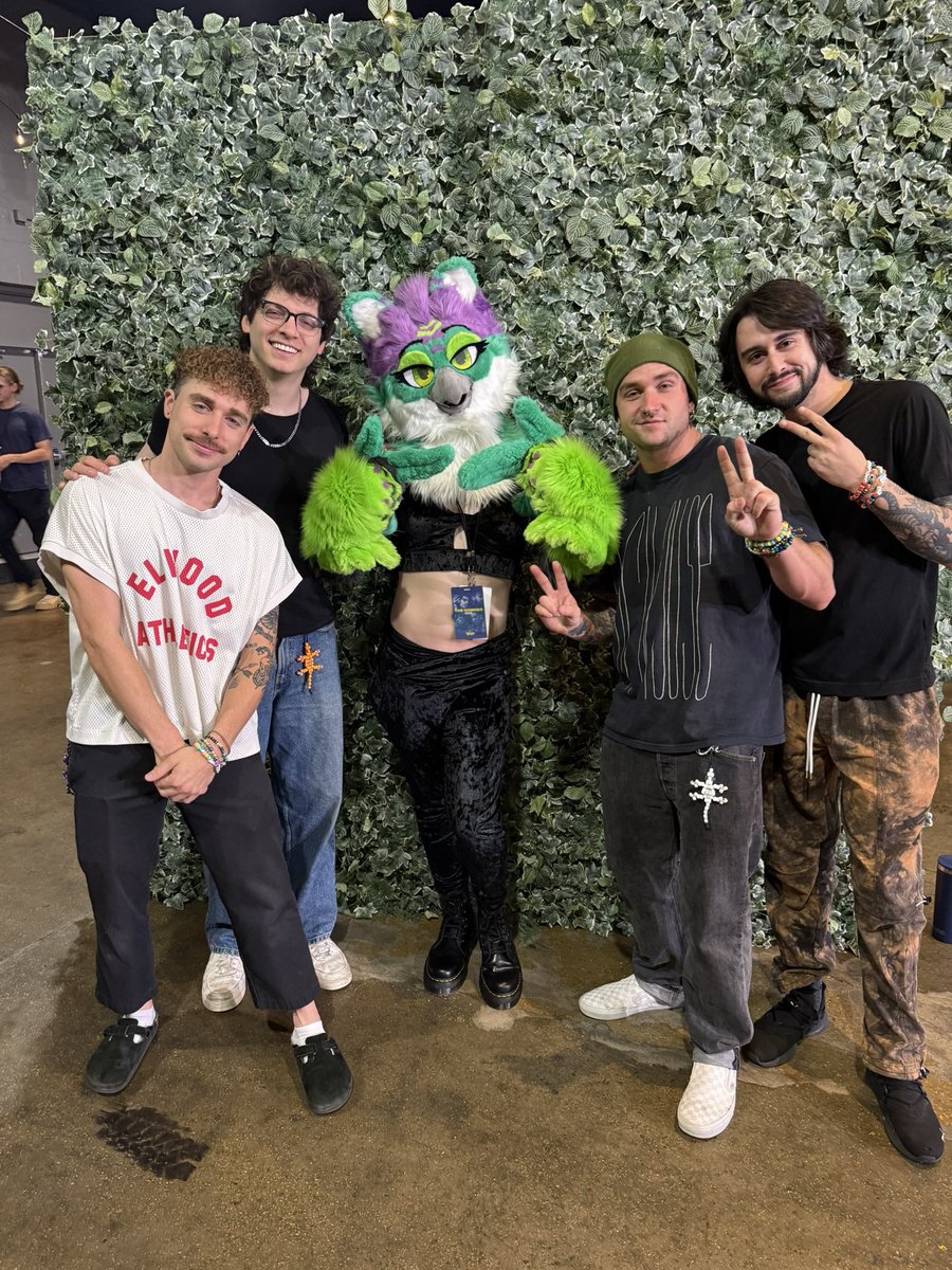 Sera! 🕊 🔜 MP tweet media