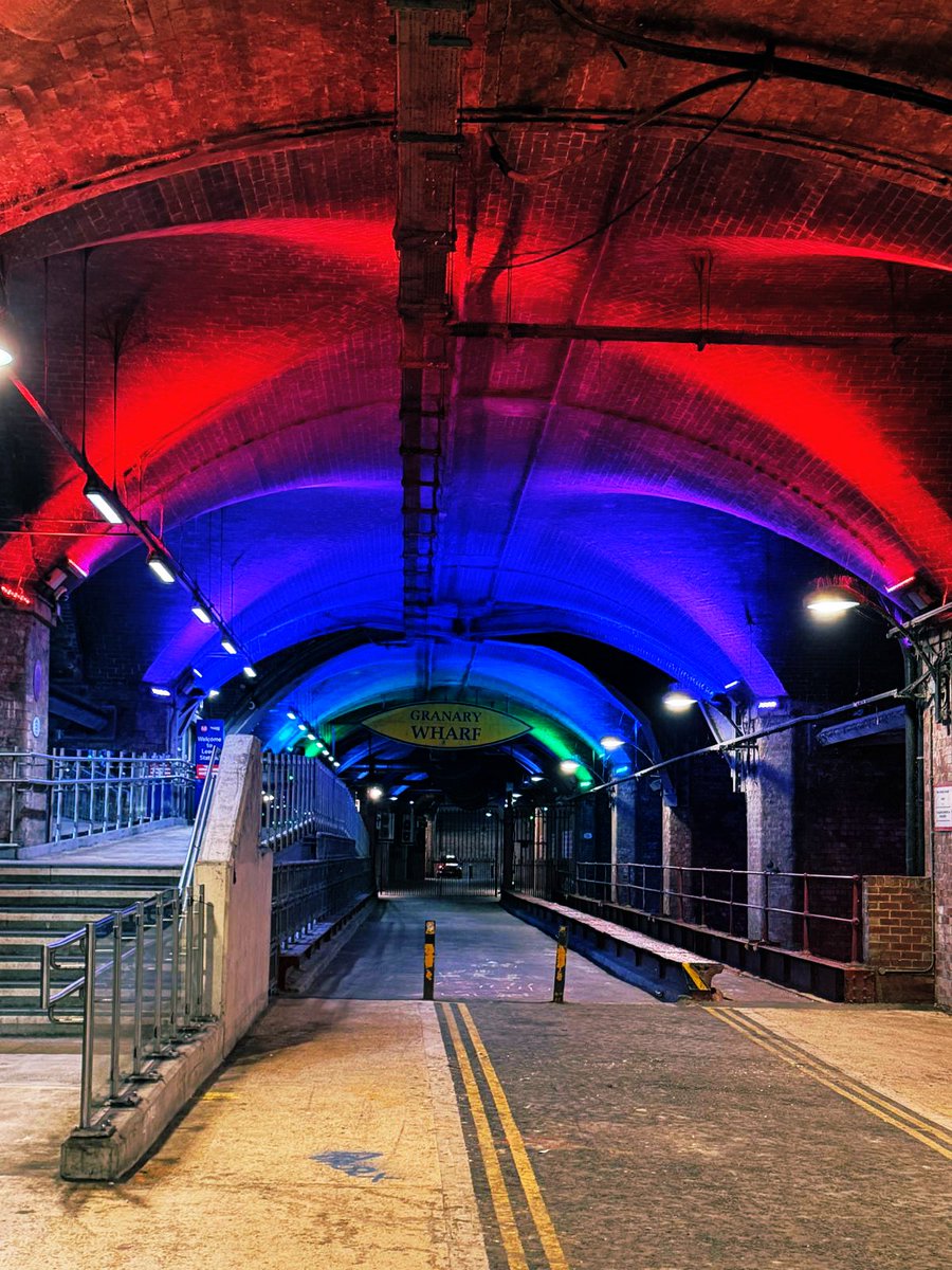 Michael Broomhead tweet media