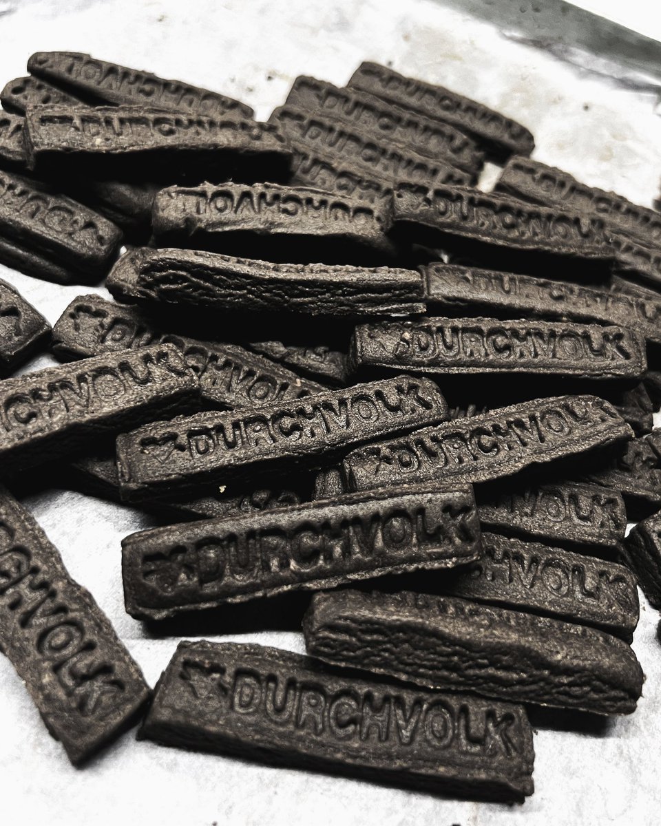 Durchvolk tweet media