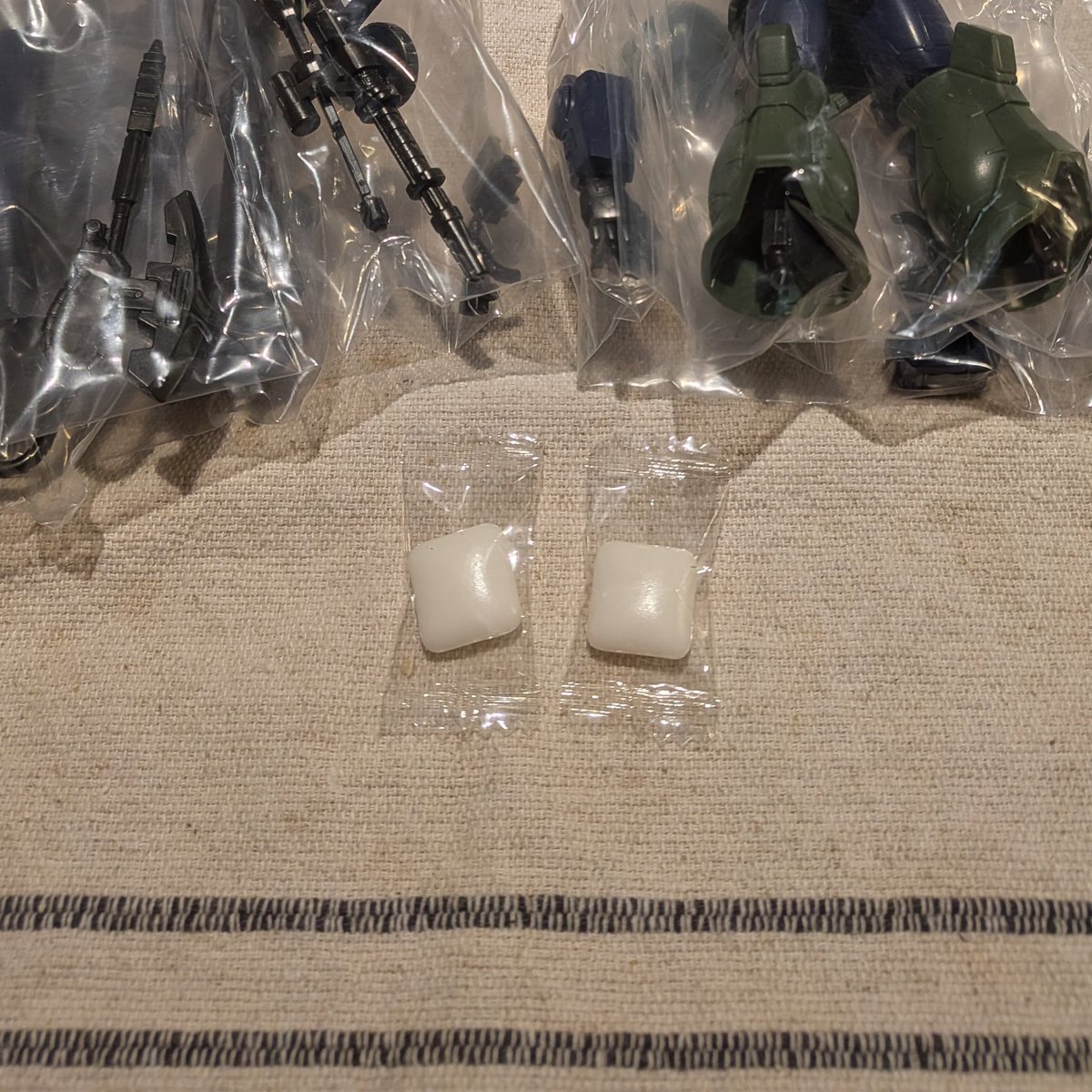 hiden プラモ筆塗り tweet media