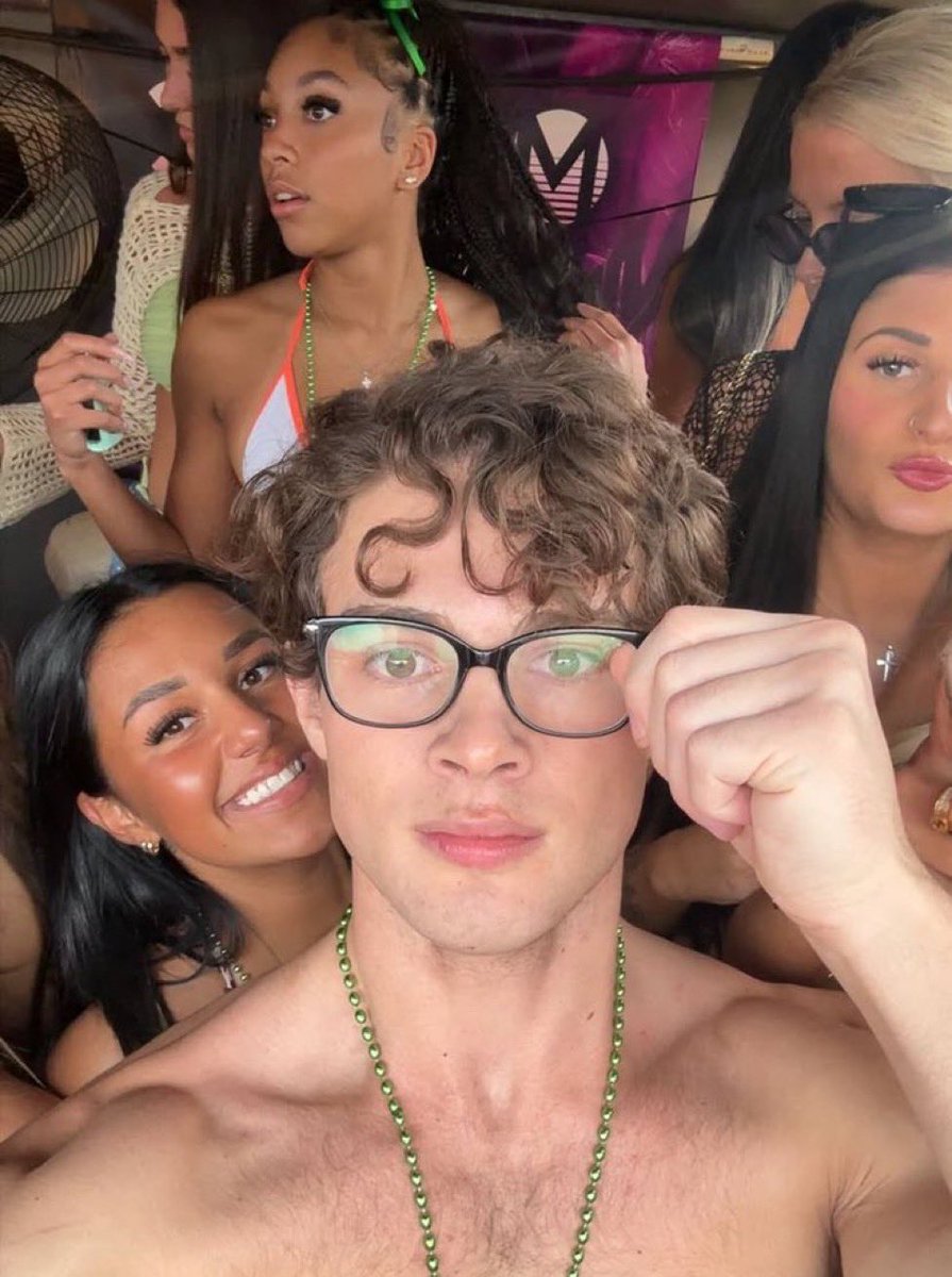 out for bIood tweet media