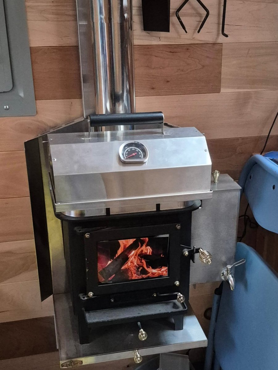 CubicMiniStoves's tweet photo. Bringing warmth and style to your space. 🔥

@jnjtiny4acreparadise   

@ cubicminiwoodstoves will be another huge part of our tiny off-grid life keeping us warm on the cold days and nights. It's going to be great to work together with them especially being a Canadian https://t.co/4aM9Jzjbn2