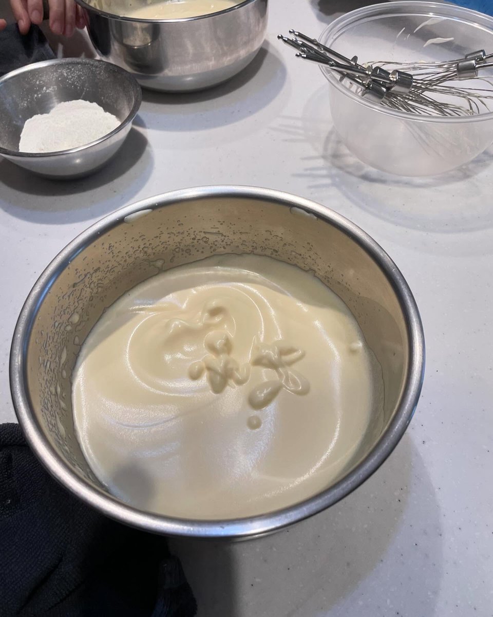 Howard Lee tweet media