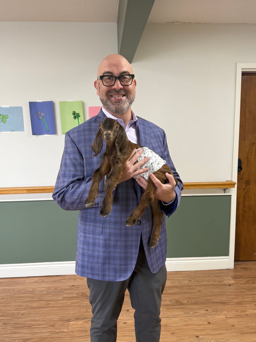 Edward Holloran III tweet media