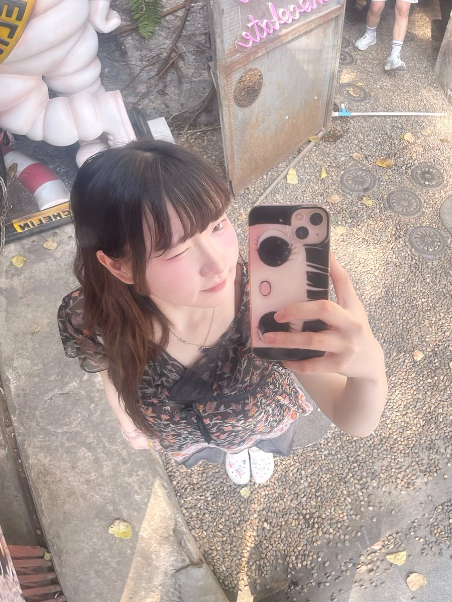 ғᴀʟʟ ɪɴ ʟᴏᴠᴇ ᴛᴏᴏ ᴇᴀsɪʟʏ - ʟᴀɴᴅᴏᴋᴍᴀɪ
          0:58 ─〇───── 4.12
              ⇄   ◃◃   ⅠⅠ   ▹▹   ↻