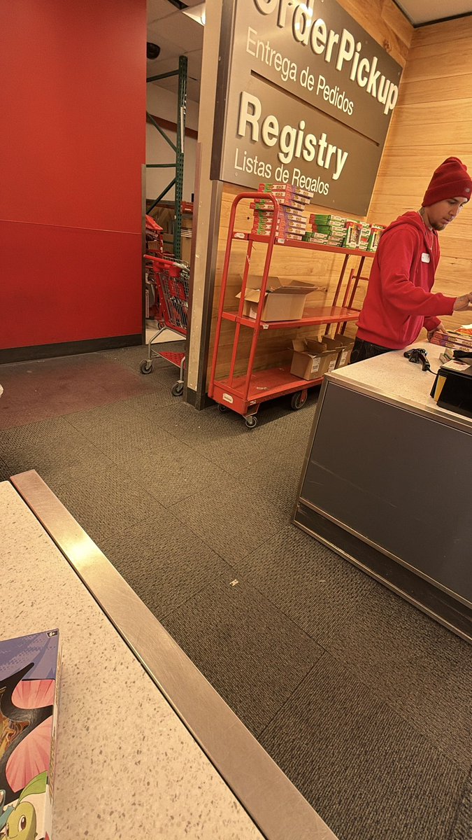 BritBrat tweet media