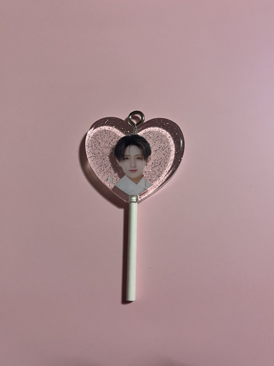 natsumi ·͜· ⋆꙳ tweet media