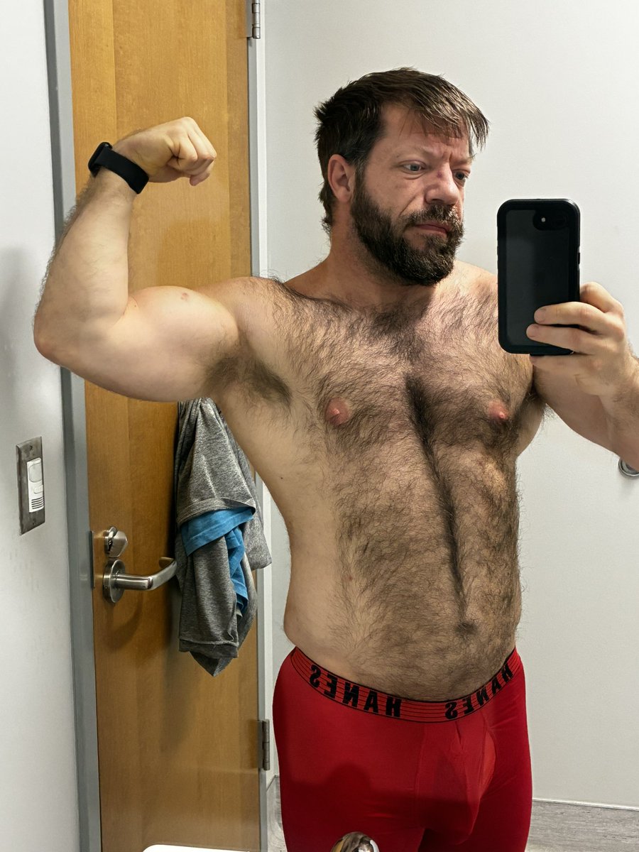 JBcatamount tweet media