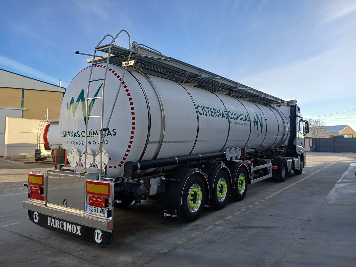 Ponemos el broche final a esta semana con una nueva entrega que refleja nuestro compromiso con la calidad y la especialización en el transporte químico. ADR de 35.000 L en 1 compartimento.
Gracias a CISTERNAS QUÍMICAS, S.L. por elegirnos para seguir sumando creciendo.