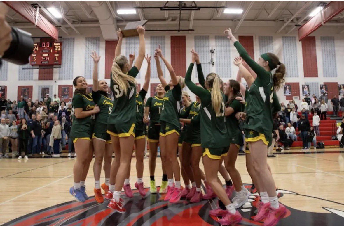 Coach Tiny Green tweet media