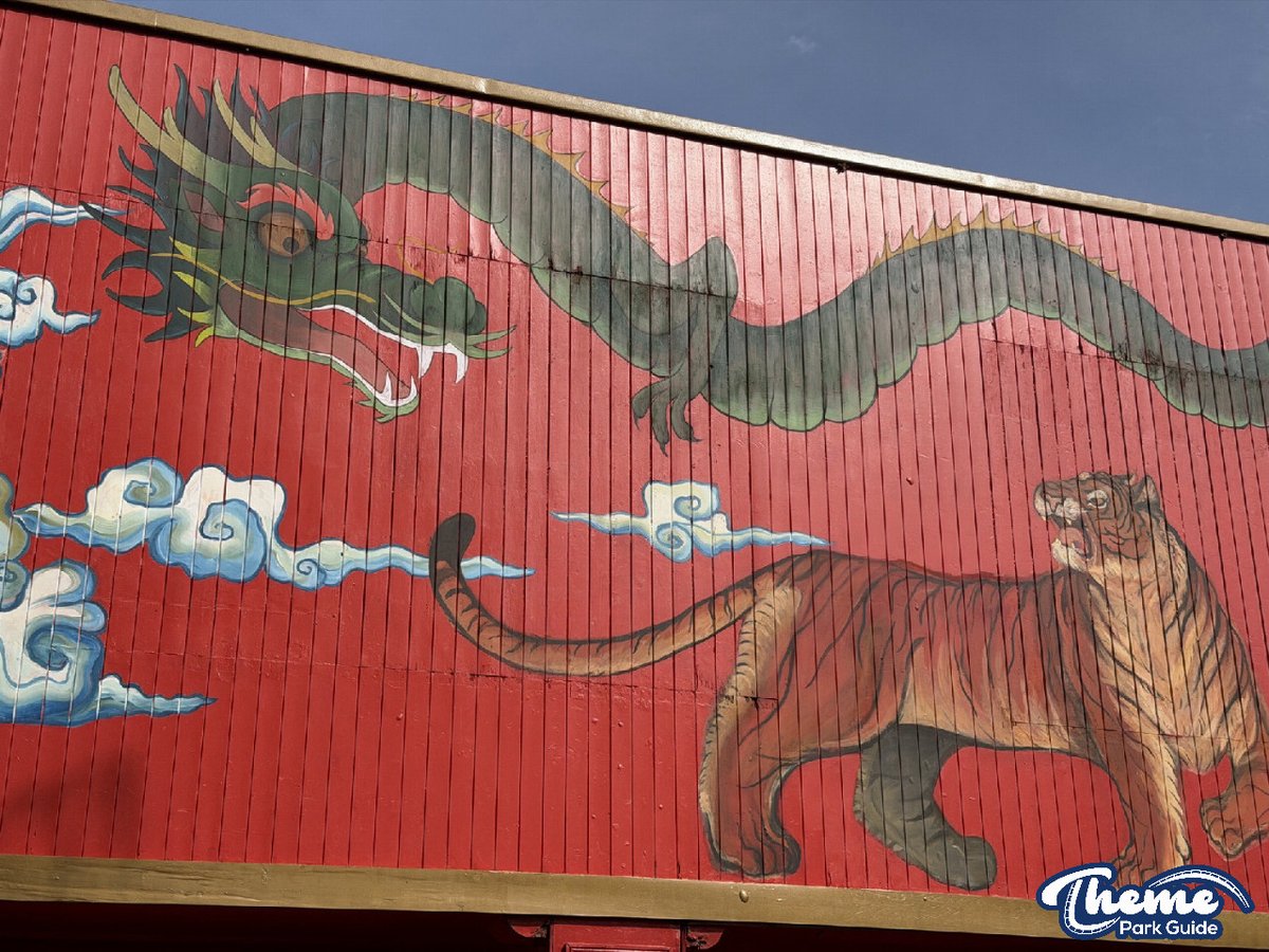 Theme Park Guide tweet media