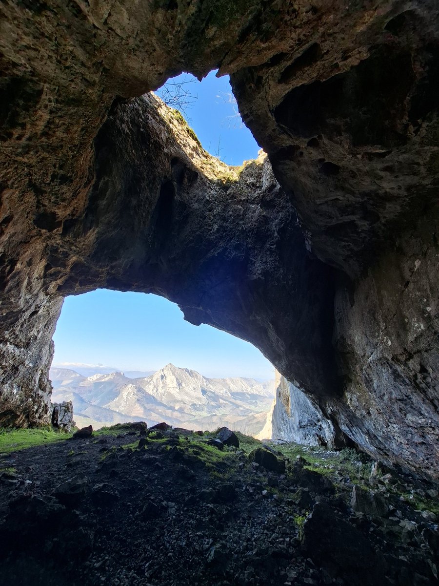 𝘔𝘢𝘯𝘦𝘹 𝘓𝘦𝘵𝘦 (@manexlete.bsky.social) tweet media