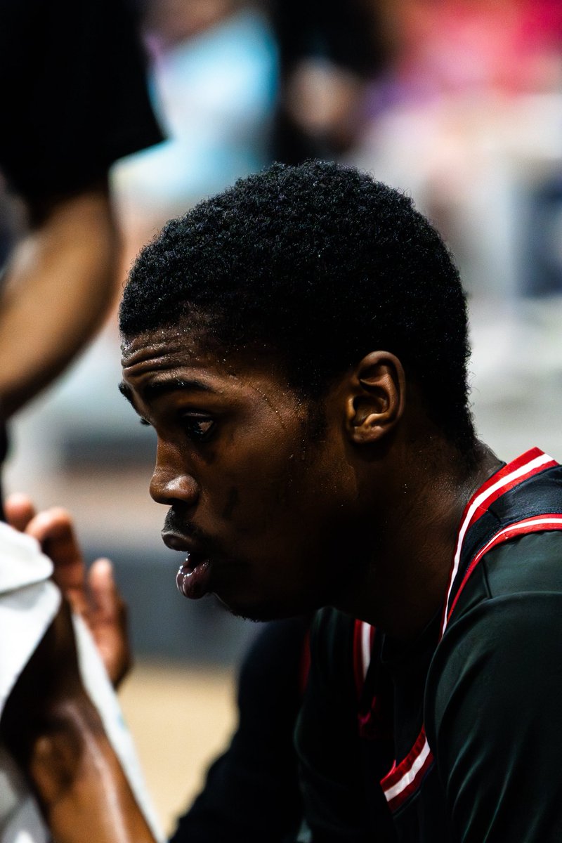 Maurice Henderson tweet media