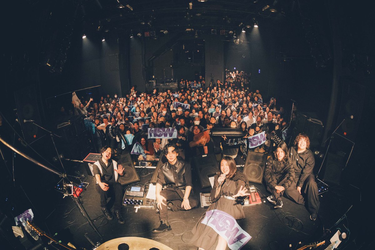 HSW_japan's tweet photo. 2026.3.20(Fri)代官山UNIT
Hello Sleepwalkers presents.
ONEMAN LIVE「書き足される、」

夏のアルバムリリース、7/20のワンマンライブ、
9〜10月開催のアルバムツアーもお楽しみに！
2026年もライブで待ち合わせよう！🎸

Photo by @Tamaishingo22 

▼各お知らせはHPにて💁‍♀️
https://t.co/lvXd3Mmx4y https://t.co/eKvuRJlTx4