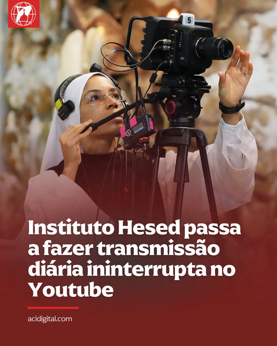 acidigital's tweet photo. O Instituto Hesed vai começar a fazer transmissão diária ininterrupta no Youtube a partir do dia 6 de abril. A nova programação contará com adoração ao Santíssimo Sacramento e transmissões de oração disponíveis a qualquer hora do dia ou da noite.

O Hesed é um instituto de vida religiosa de adoração perpétua e culto ao Sangue de Cristo. O instituto promove o Exército de São Miguel que todos os dias faz a transmissão de momentos de oração online, como o Rosário da Madrugada, o Terço da Pompéia, o Terço da Misericórdia e o Terço do Combate.

As transmissões começaram em 19 de março de 2020, no auge do isolamento social, que incluiu fechamento de igrejas, imposto por medo da pandemia de covid-19.

Desde então, as transmissões ao vivo passaram a ser acompanhadas por muitos católicos em busca oração, adoração ao Santíssimo Sacramento, catequeses, formações espirituais. Segundo o instituto, o canal “Ir.Kelly Patrícia OFICIAL/Instituto Hesed” reúne quase um milhão de espectadores únicos por dia.

"Esses seis anos foram sustentados por amor. Amor que acorda antes do amanhecer, que permanece quando ninguém vê, que continua mesmo quando custa tudo", diz o Instituto Hesed em nota. "Agora chegou o momento de dar mais um passo: a partir de 6 de abril de 2026, essa câmera não será mais desligada”.

A nova programação sem intervalos pretende ser “um ‘refúgio seguro’ permanente: um espaço onde Jesus está sendo adorado a qualquer momento em que o fiel precisar recorrer”.

O Instituto Hesed reconheceu que a ampliação das transmissões representa um desafio operacional e humano para manter a programação contínua.

“Isso tem um custo. Custa tempo. Custa vidas inteiras entregues. Custa permanecer quando seria mais fácil parar”, diz o instituto. "Mas algumas coisas só continuam existindo porque alguém decidiu não recuar. E nós decidimos, para que ninguém precise enfrentar a escuridão sozinho”, completou.

📌 Siga @acidigital para mais conteúdo católico.