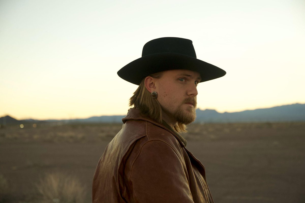 Country Lowdown tweet media