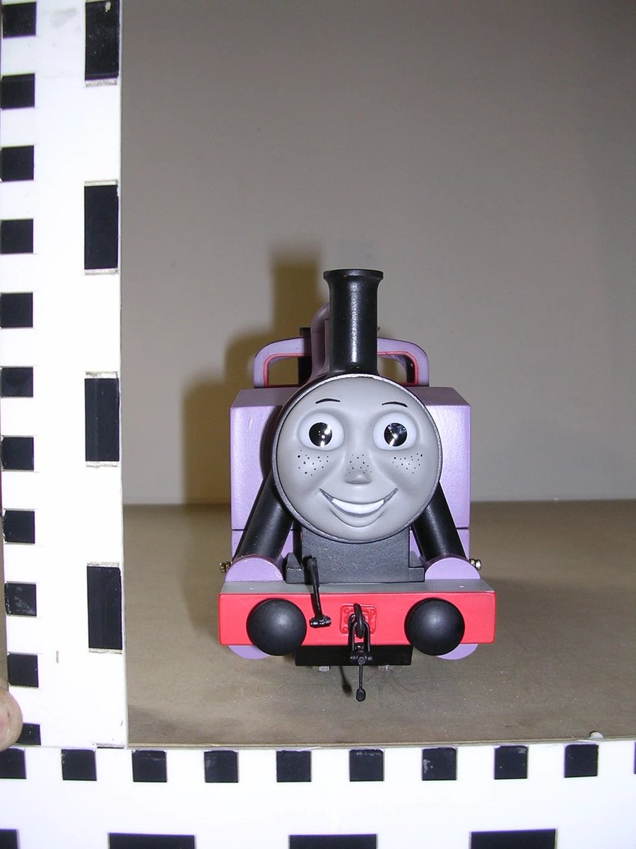 𝕭𝖆𝖓𝖆𝖓𝖆. tweet media