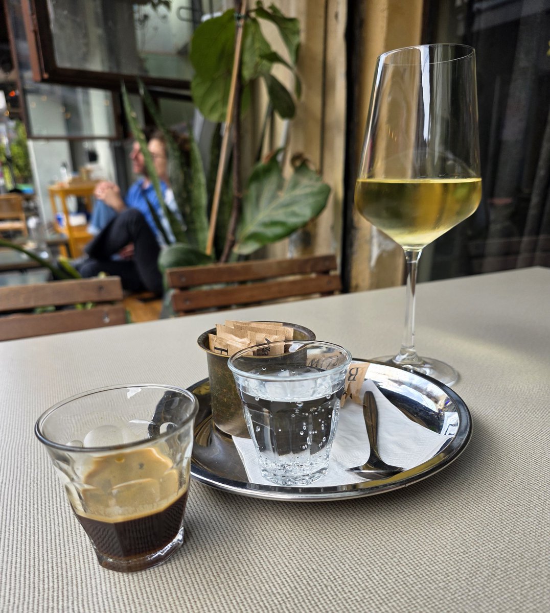 ורד לי فيرد لي Vered Lee tweet media