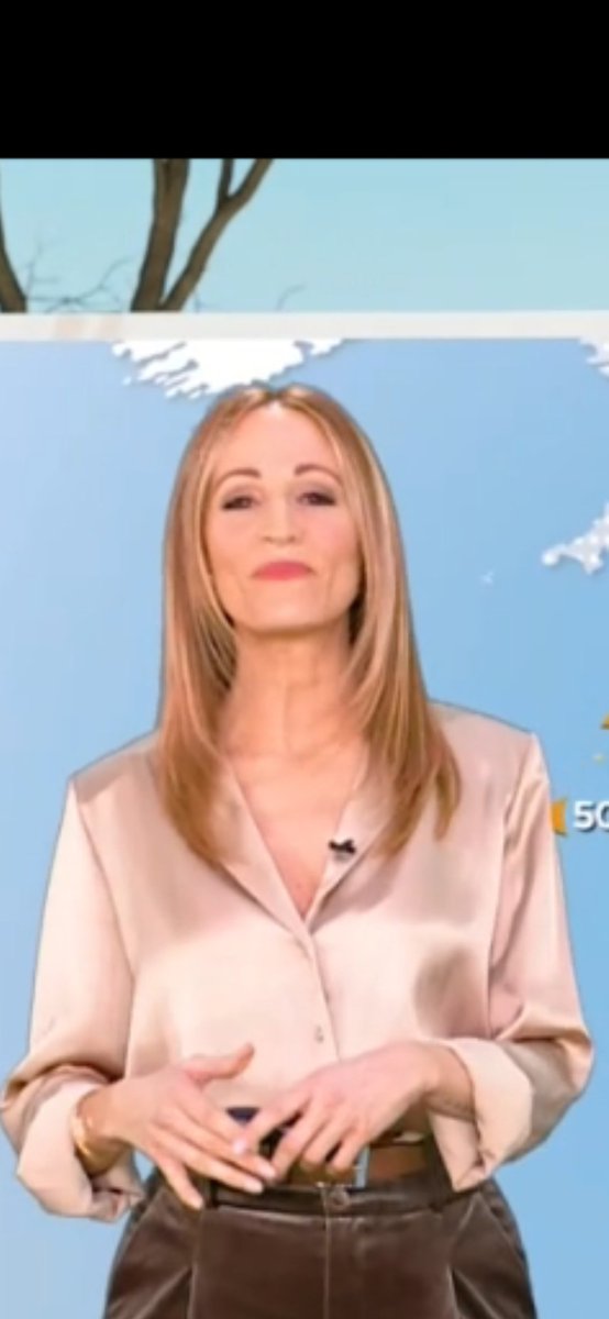 chemsier's tweet image. Stéphanie Duval - 18.03.26

Sublime  et charmante @iamsteph_duval à la présentation de la météo sur #M6
😍

#chemisier #blouse #satin #soie