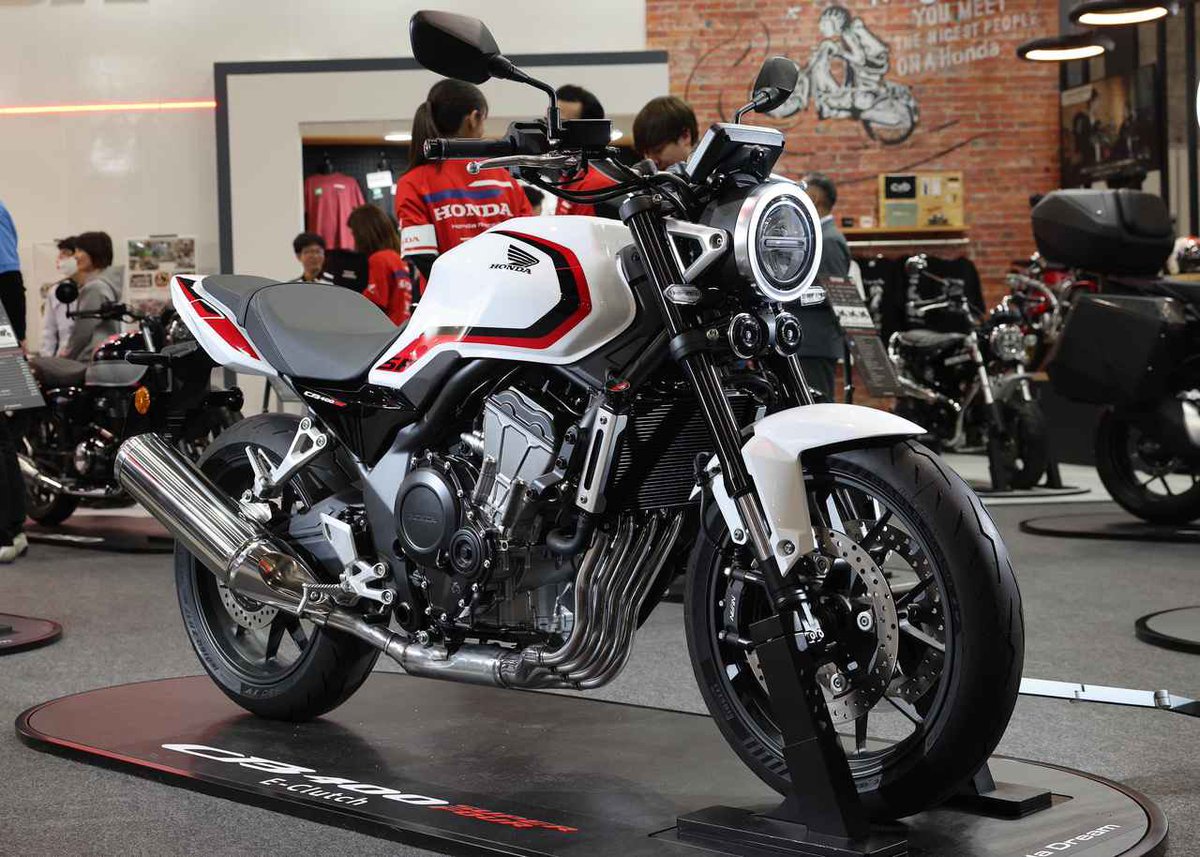 Accela@バイク記事紹介 tweet media