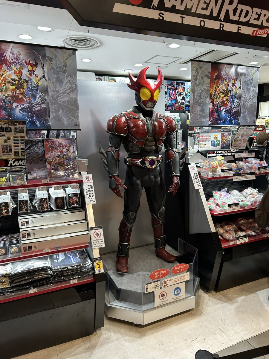 ひろや tweet media