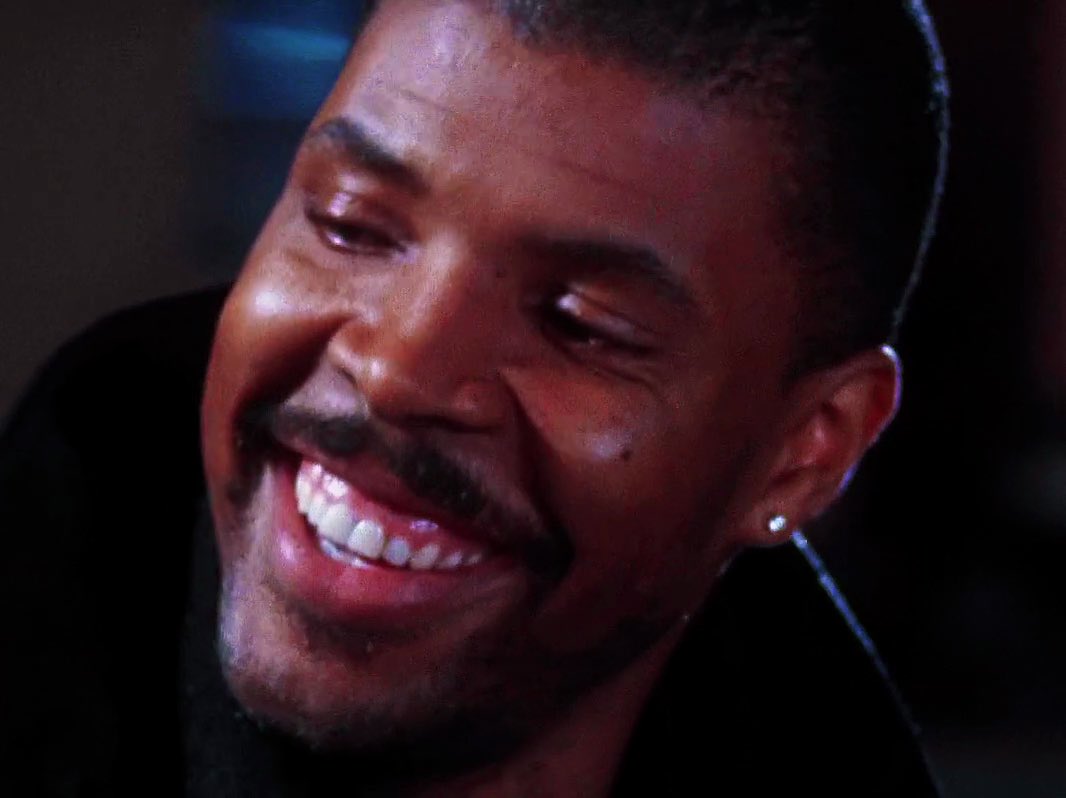 noah wyle’s simp tweet media