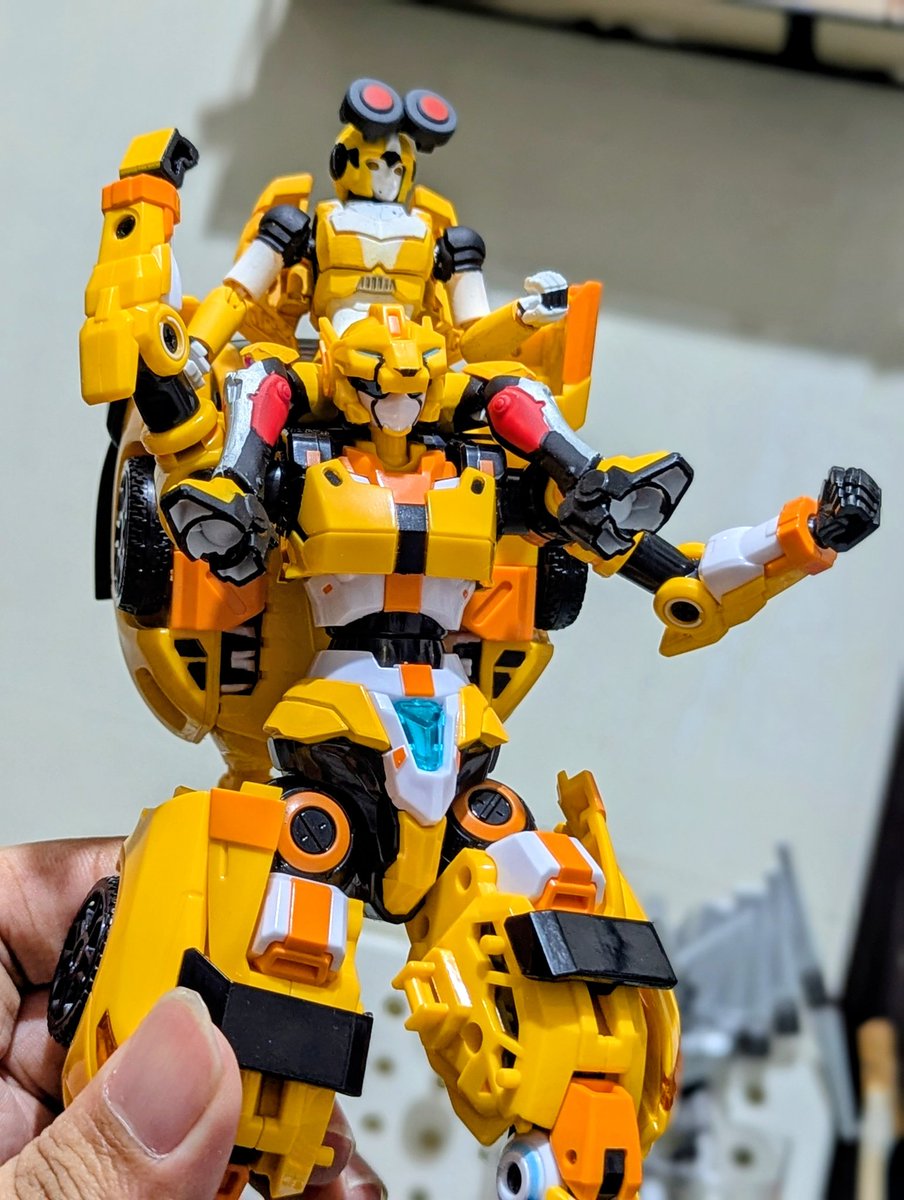 💛 Shookie ⚓ c0mms closed! tweet media