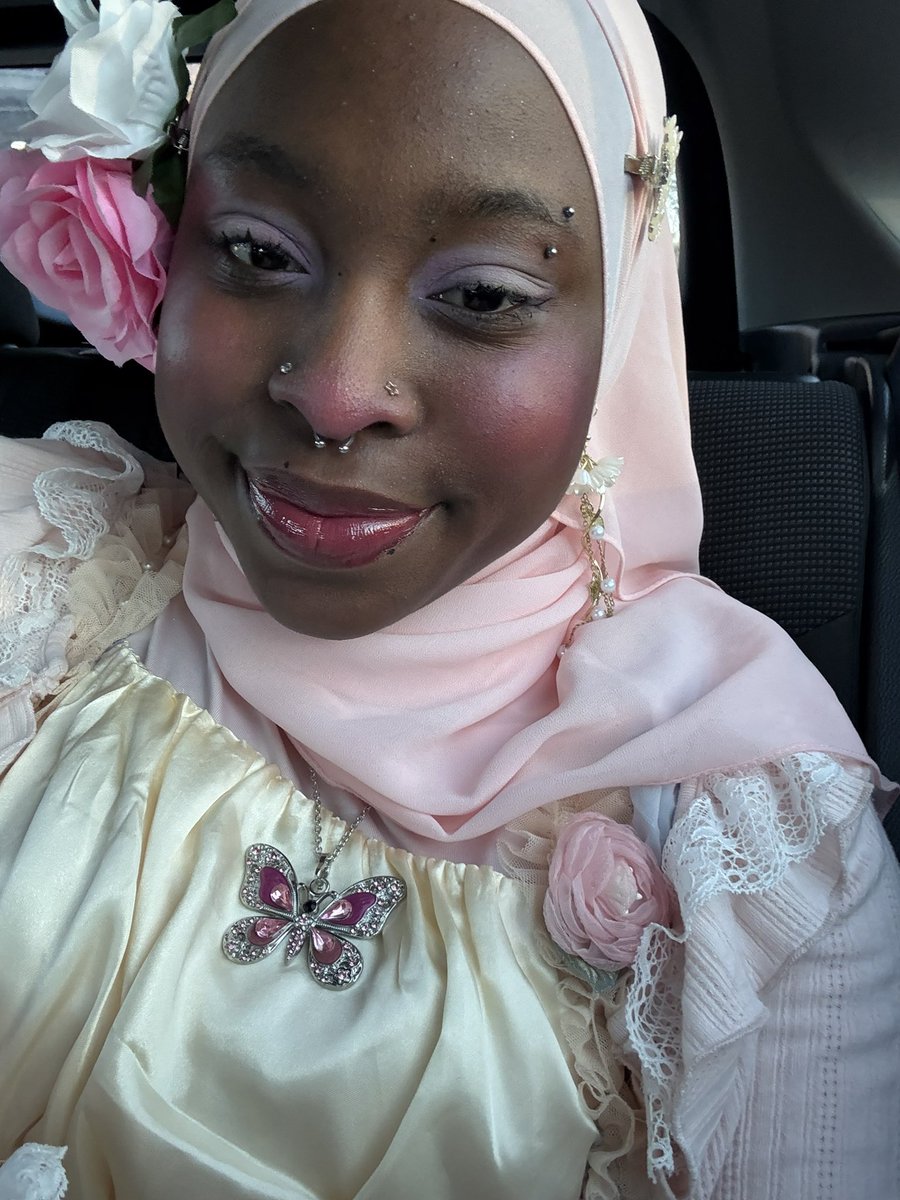 ⋆。˚ʚ🎀ɞ˚Meribelle ɞ🐭👛 tweet media